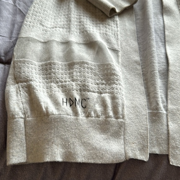 Harley Davidson Cardigan. - Picture 2 of 6